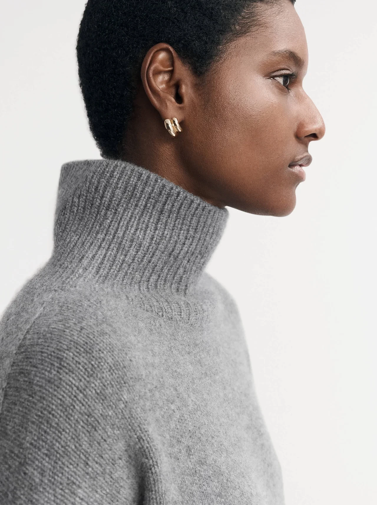 BOYFRIEND TURTLENECK GREY