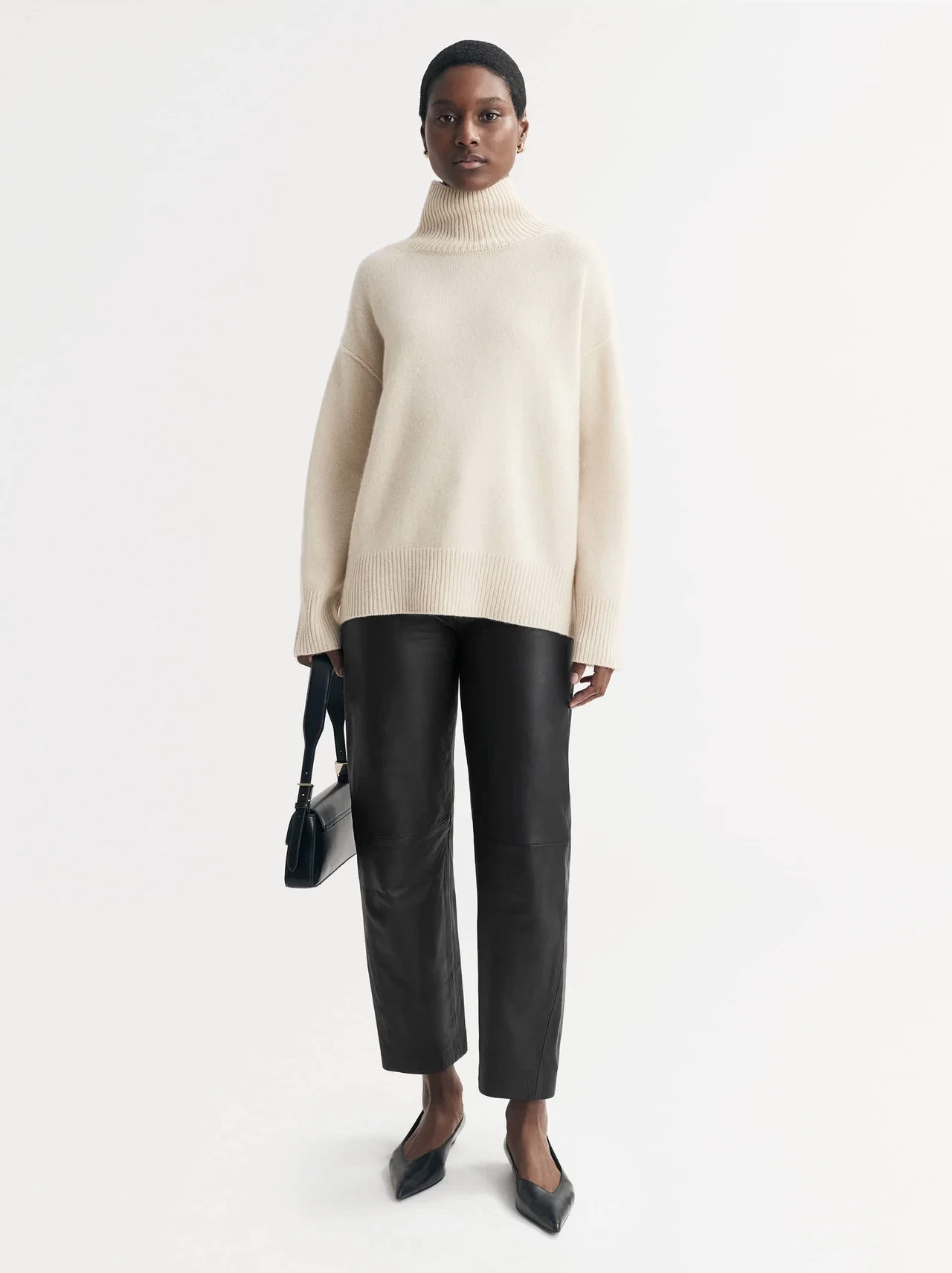BOYFRIEND TURTLENECK WHITE